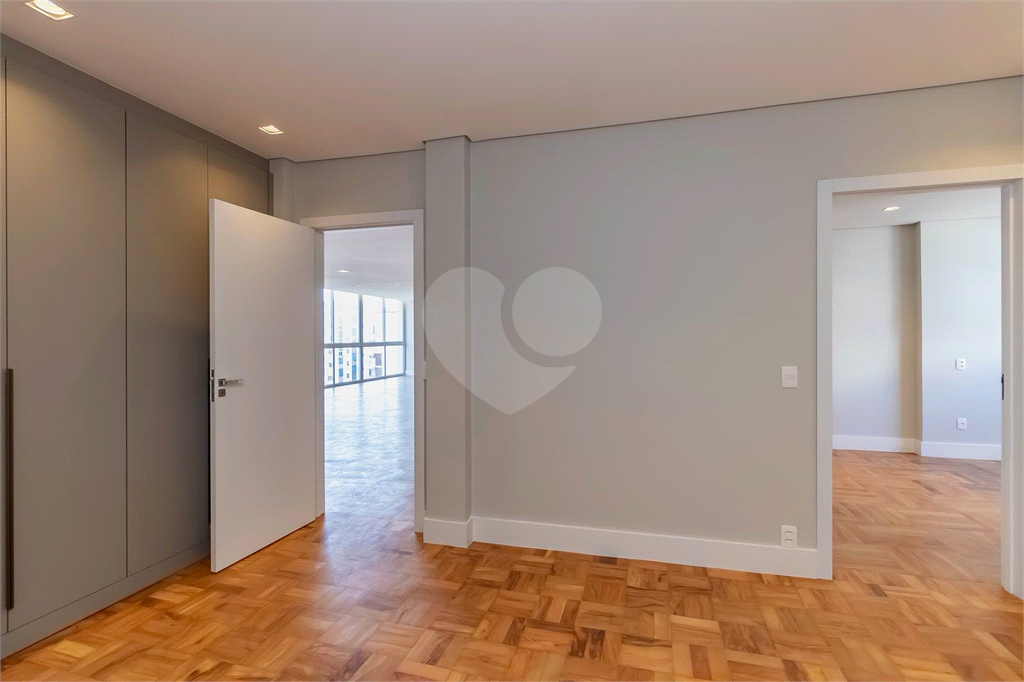 Apartamento com 3 suites em Higienópolis - 250 m²