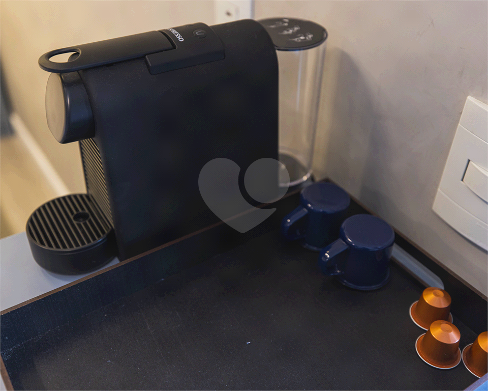 Apartamento no Jardim Paulista de 20 m2, porteira fechada