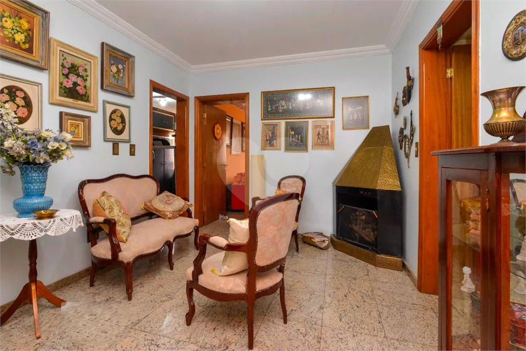 Apartamento à Venda | 474 m2 | 5 suítes | 4 vagas em Santana!