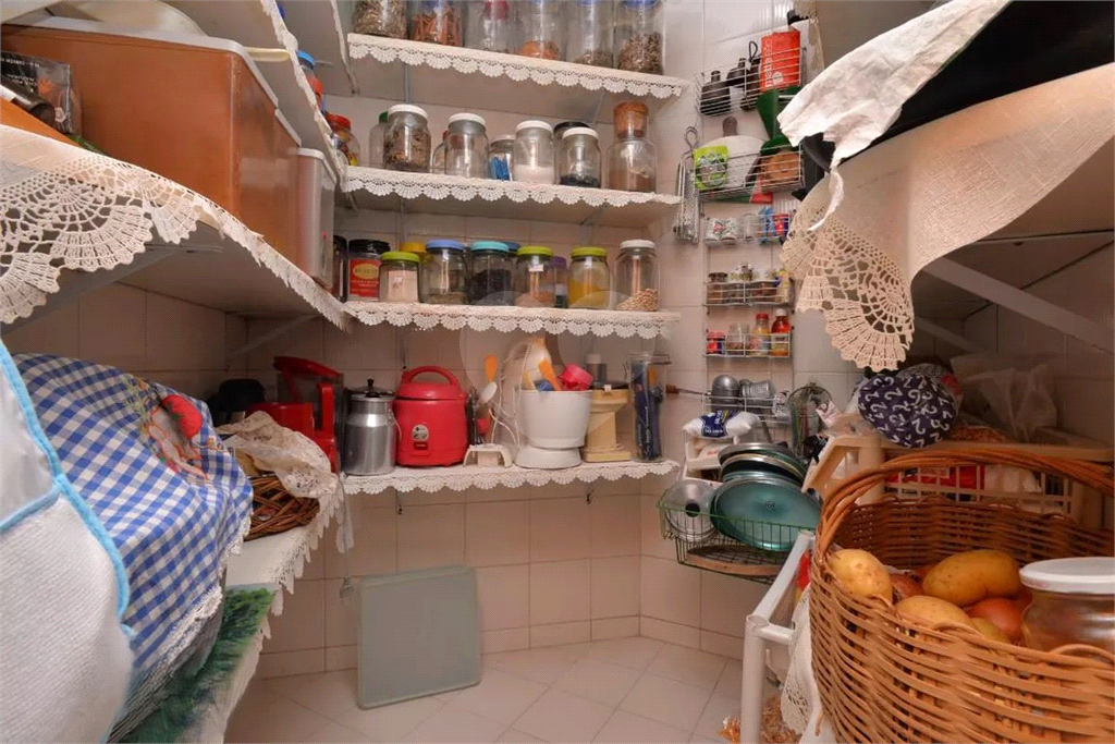 Apartamento à Venda | 474 m2 | 5 suítes | 4 vagas em Santana!