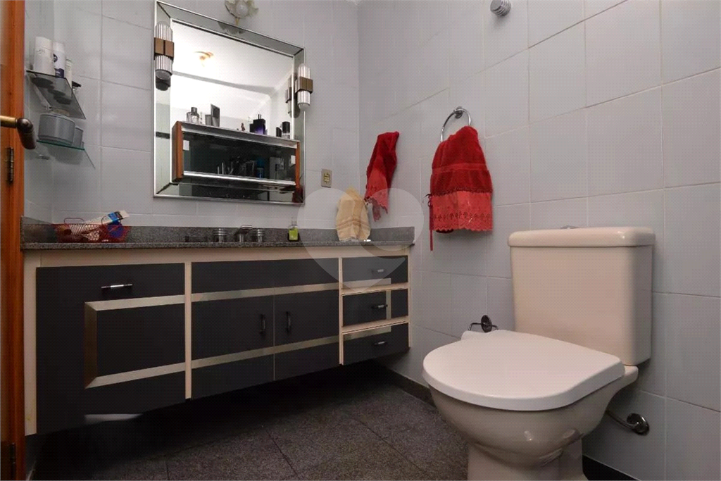 Apartamento à Venda | 474 m2 | 5 suítes | 4 vagas em Santana!