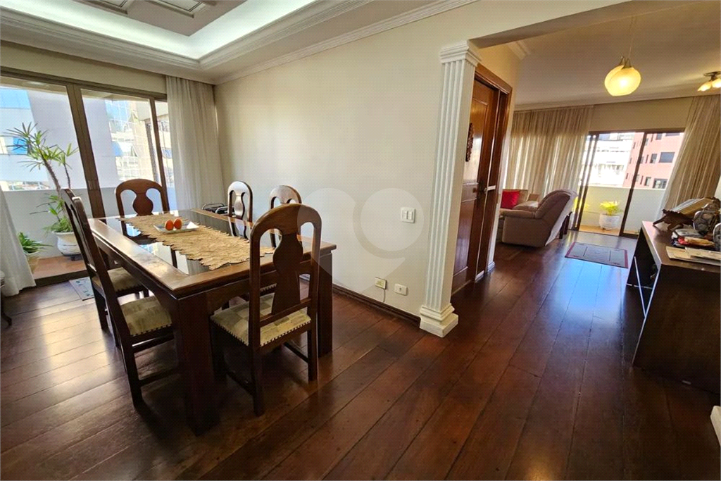 Apartamento à Venda em Santana | 194 m² | 4 Suítes | 4 Vagas!