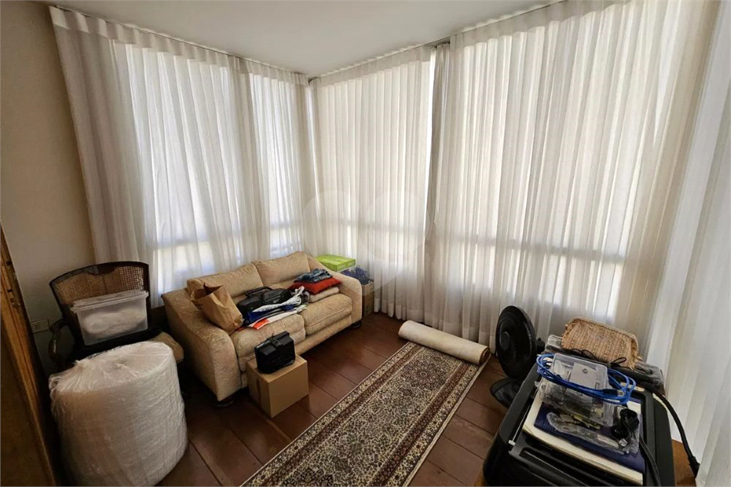 Apartamento à Venda em Santana | 194 m² | 4 Suítes | 4 Vagas!
