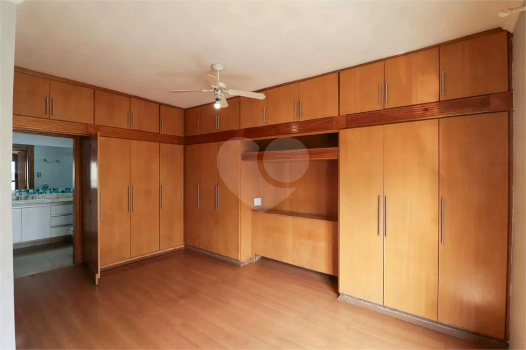Apartamento à Venda | 187 m² | 4 dormitórios (2 suítes) | 3 vagas em Santana!
