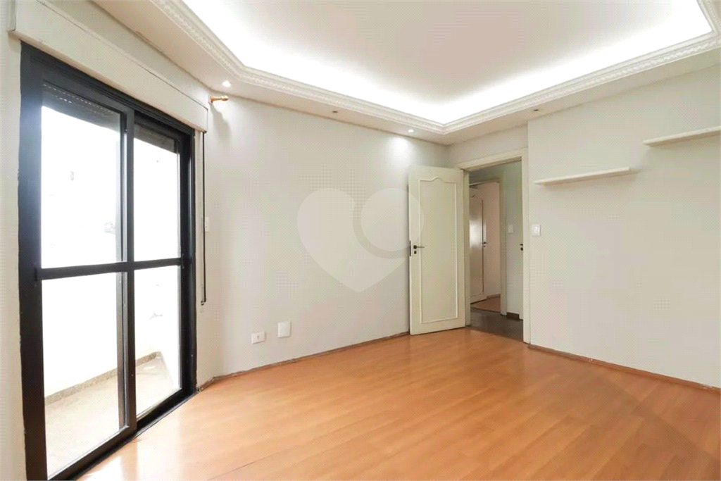 Apartamento à Venda | 187 m² | 4 dormitórios (2 suítes) | 3 vagas em Santana!