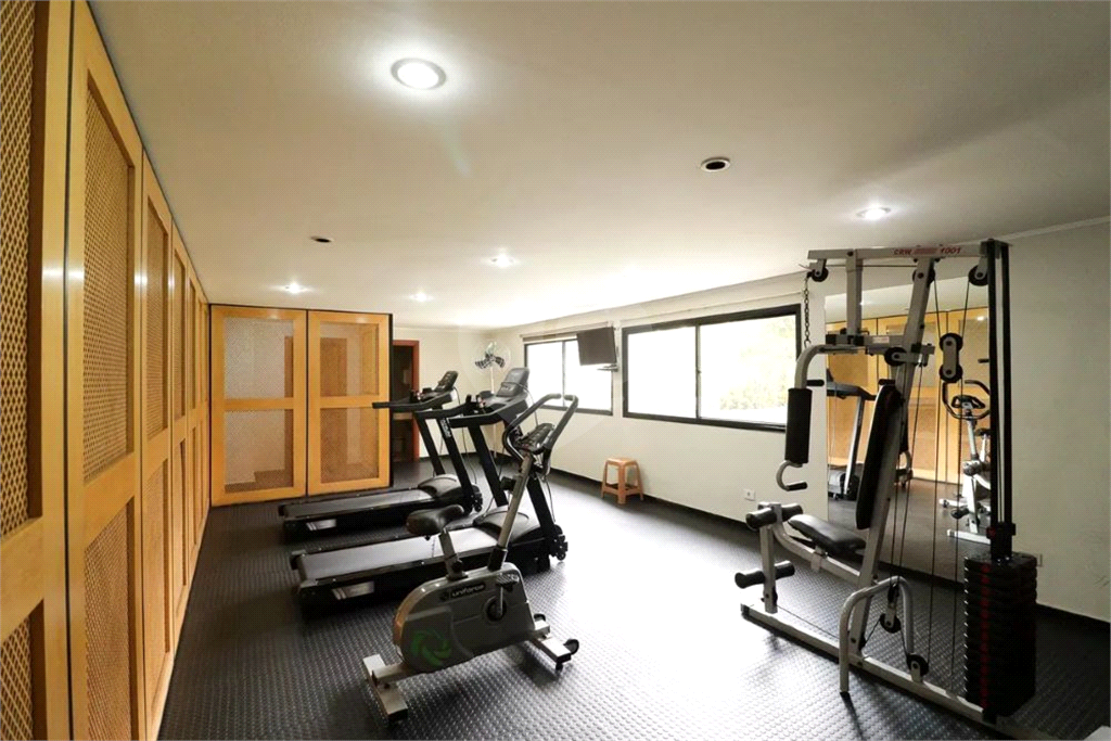 Apartamento à Venda | 187 m² | 4 dormitórios (2 suítes) | 3 vagas em Santana!