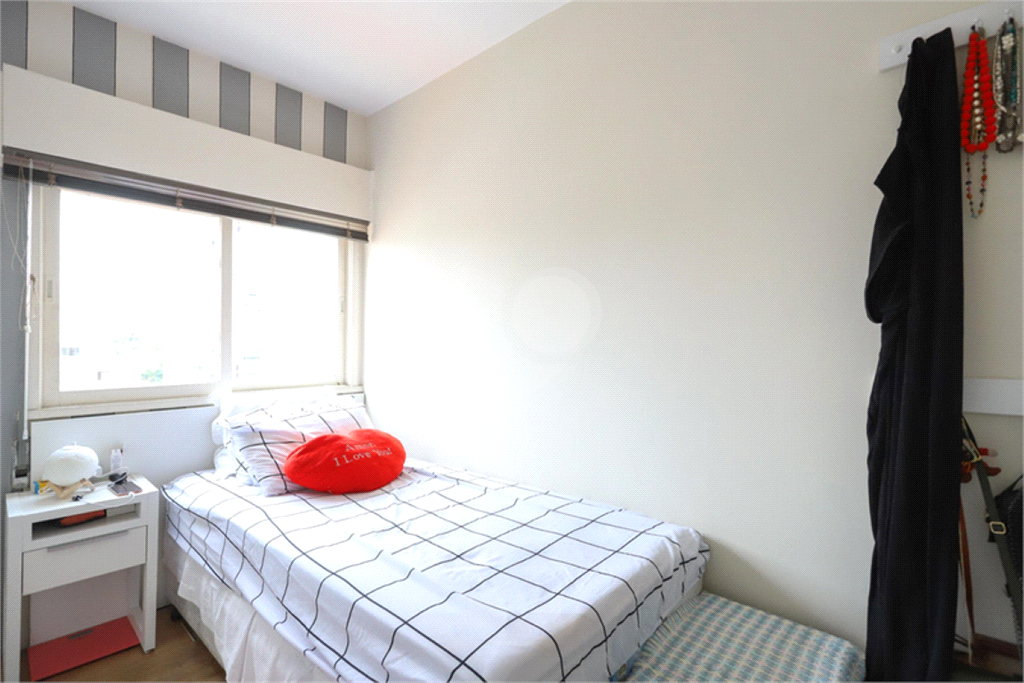 Apartamento Reformado à Venda em Santa Teresinha — 100m², 3 Dormitórios e 1 Vaga