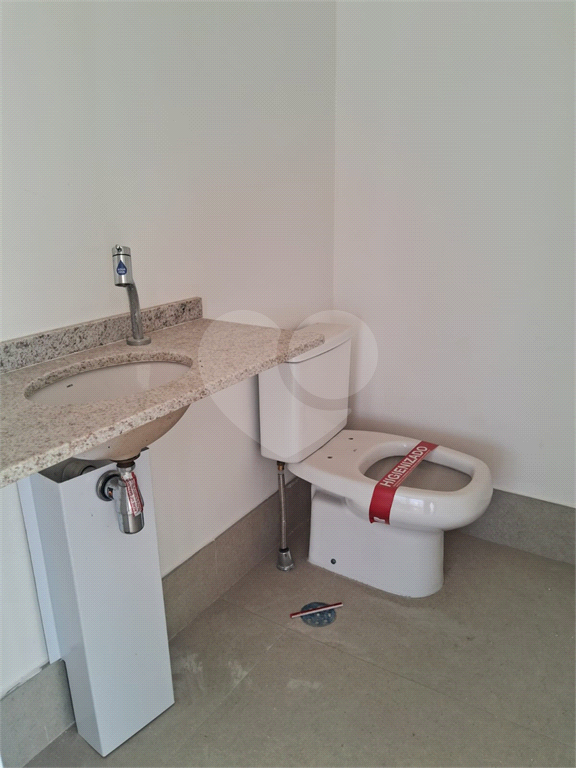APARTAMENTO em PINHEIROS