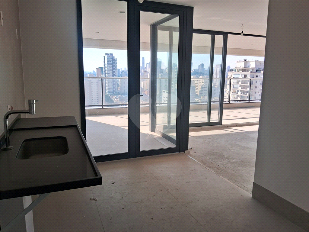 Apartamento de 230m² - PINHEIROS