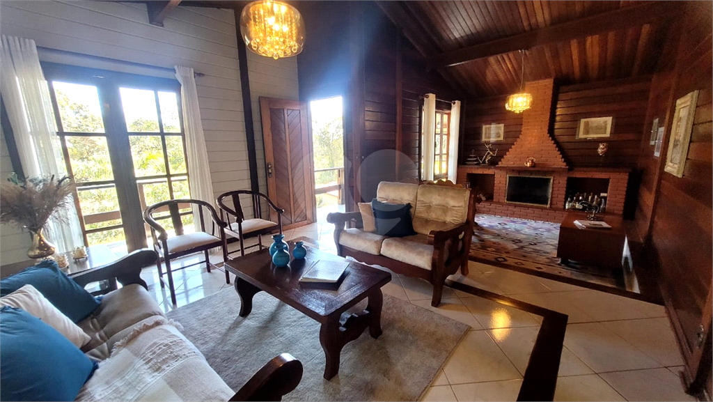 Casa de Condomínio à venda com 4 quartos, 360m² - Foto 11