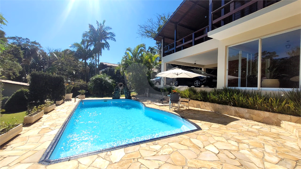 Casa de Condomínio à venda com 4 quartos, 360m² - Foto 22