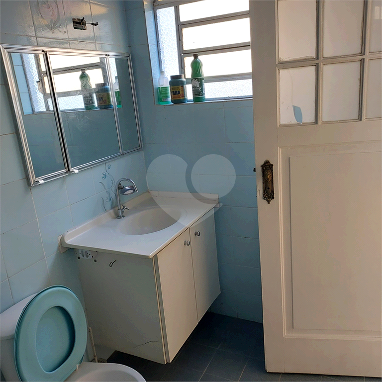 Casa ampla p/ locação no Jardim da Saúde, 2 dorms + garagem