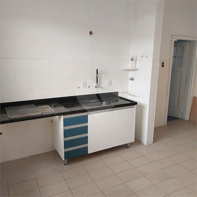 Casa ampla p/ locação no Jardim da Saúde, 2 dorms + garagem