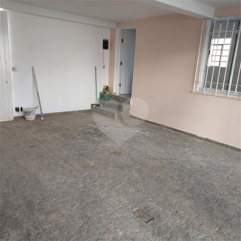 Casa ampla p/ locação no Jardim da Saúde, 2 dorms + garagem
