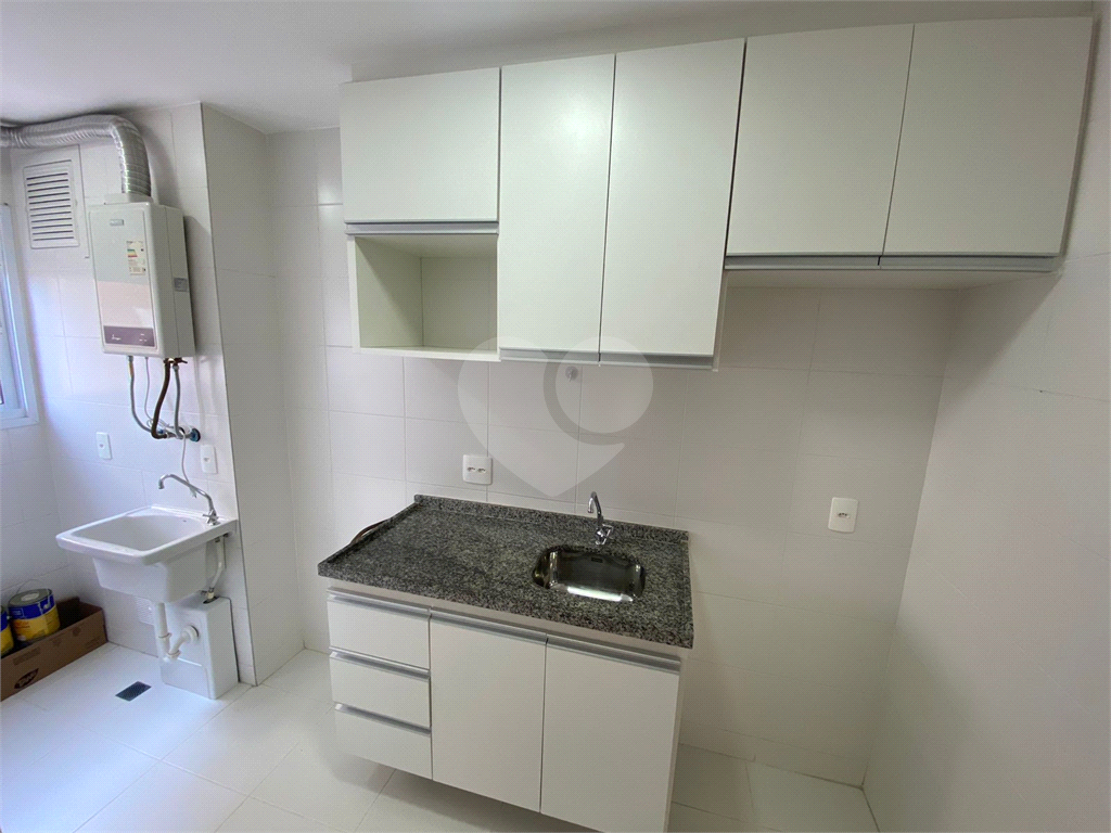 Apartamento para alugar com 2 quartos, 61m² - Foto 5