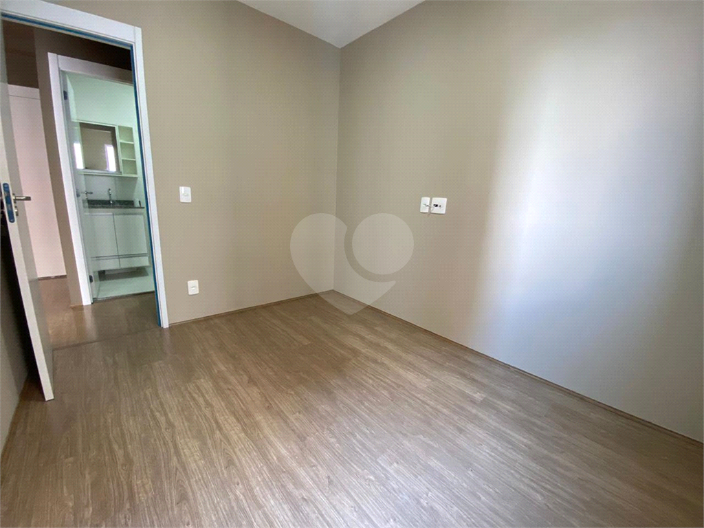 Apartamento para alugar com 2 quartos, 61m² - Foto 12