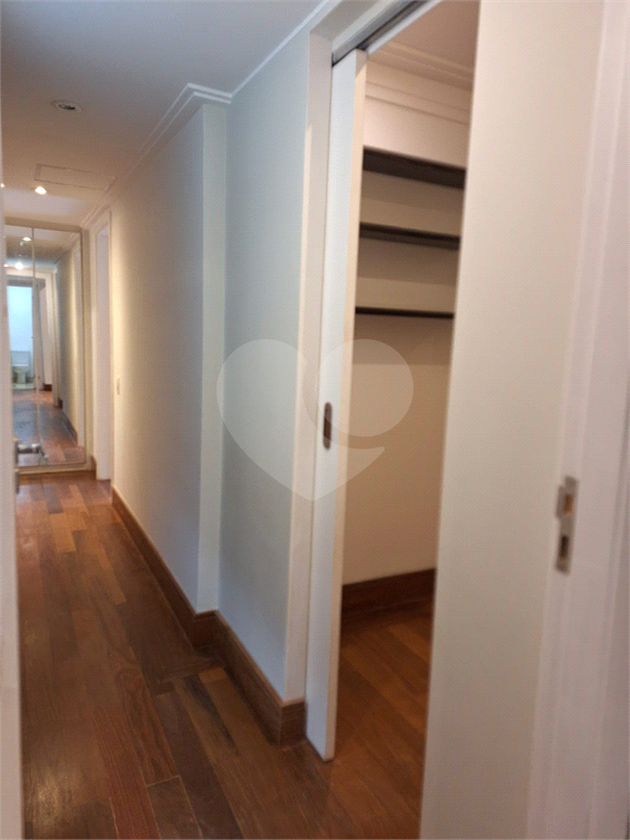 Apartamento Garden para venda ou locação no Brooklin