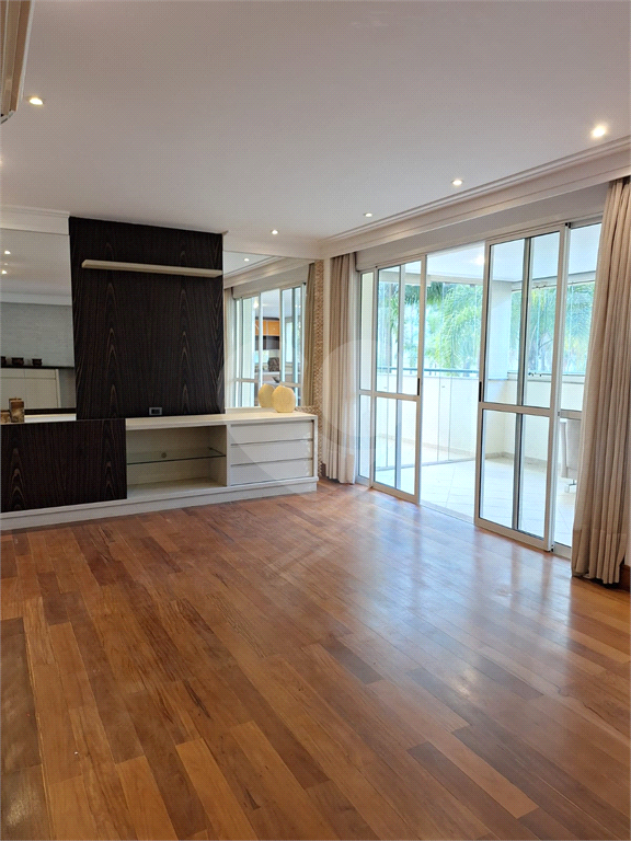 Apartamento Garden para venda ou locação no Brooklin