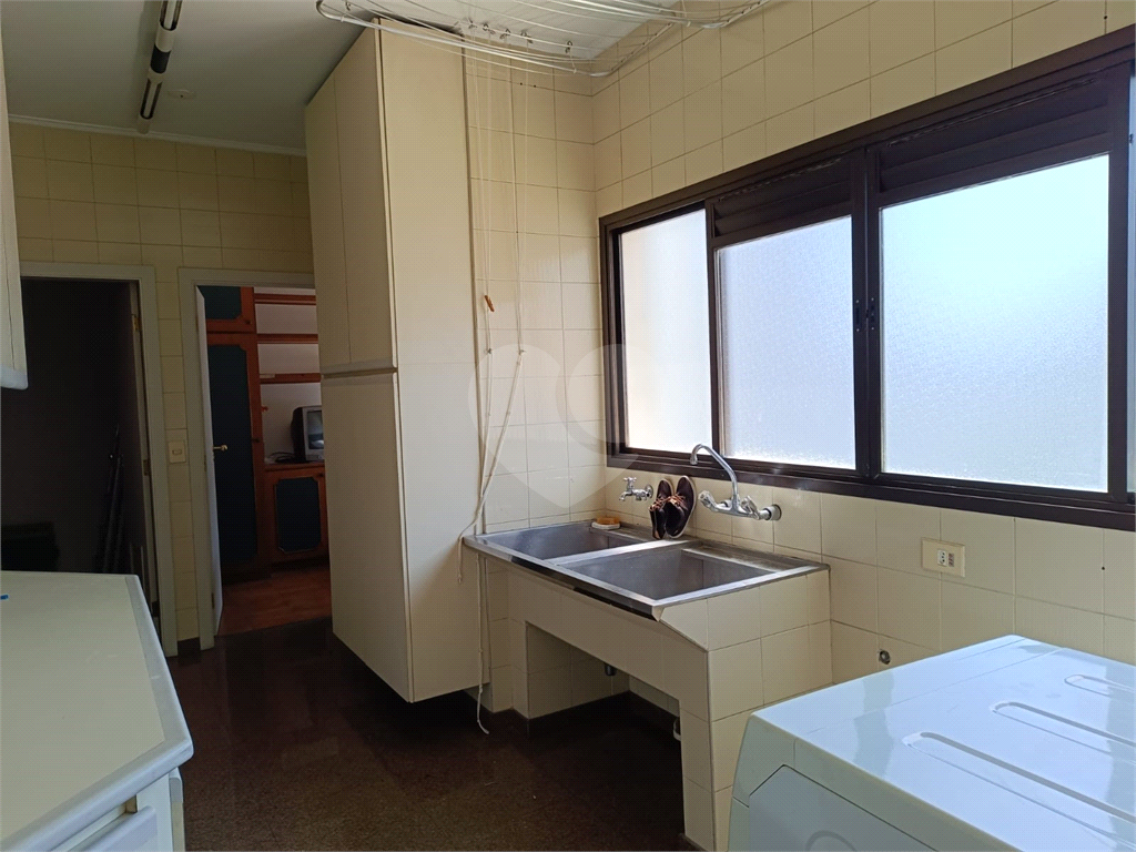 Apartamento em Higienópolis com 4 suites, 4 vagas, 431 m2