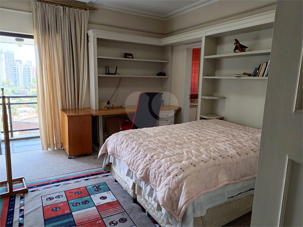 Apartamento em Higienópolis com 4 suites, 4 vagas, 431 m2