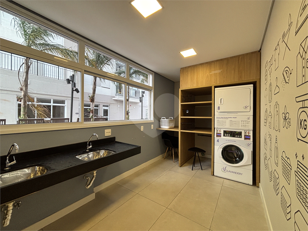Apartamento na Barra Funda com 2 dormitórios 