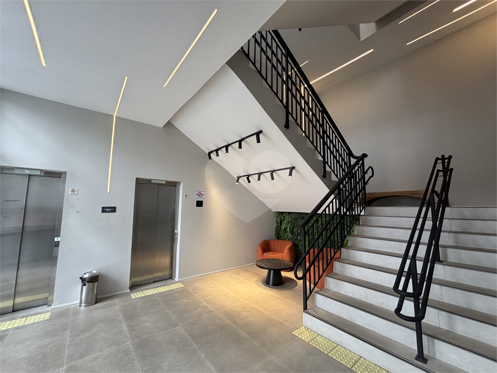 Apartamento na Barra Funda com 2 dormitórios 