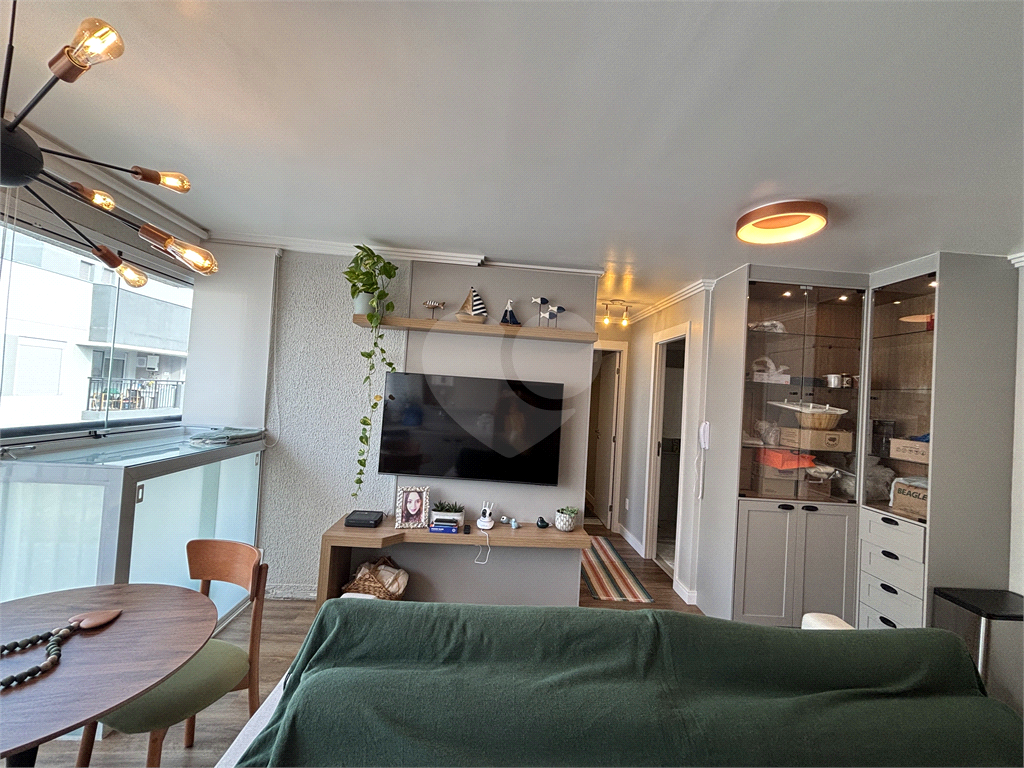 Apartamento na Barra Funda com 2 dormitórios 