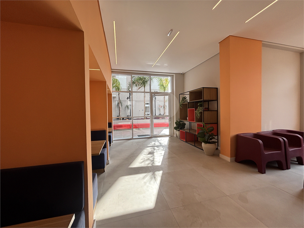 Apartamento na Barra Funda com 2 dormitórios 