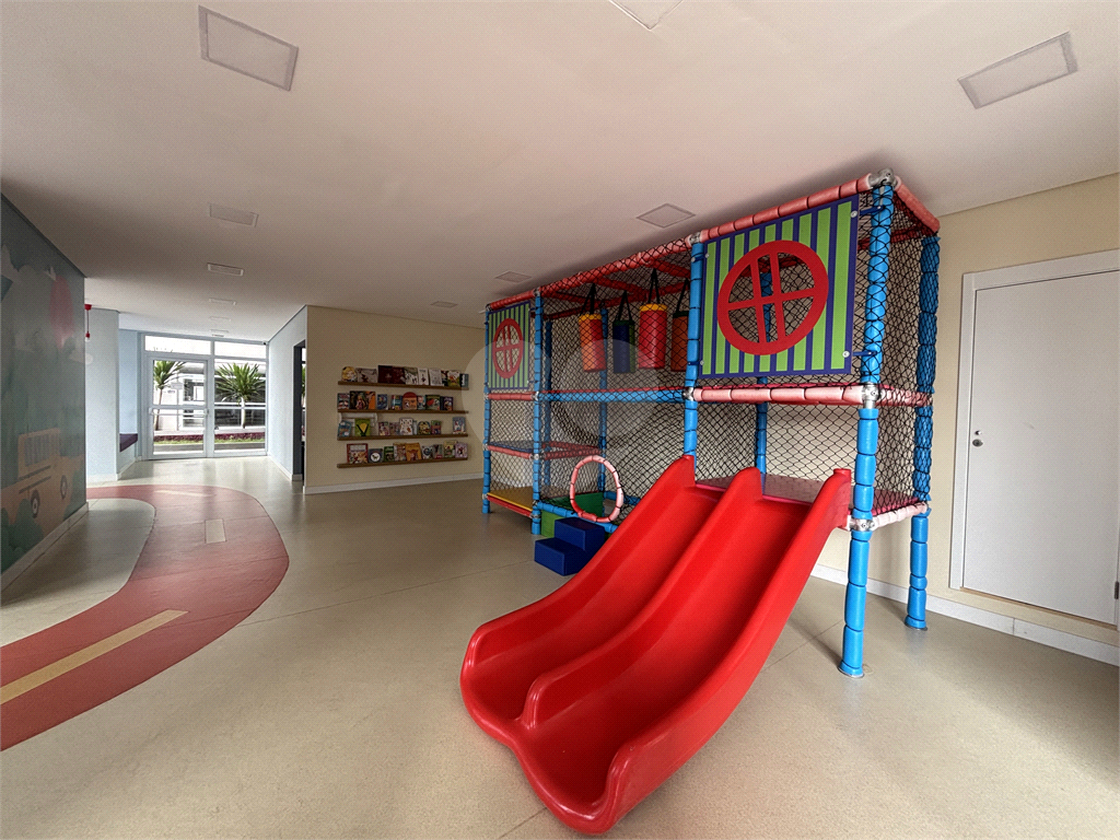 Apartamento na Barra Funda com 2 dormitórios 