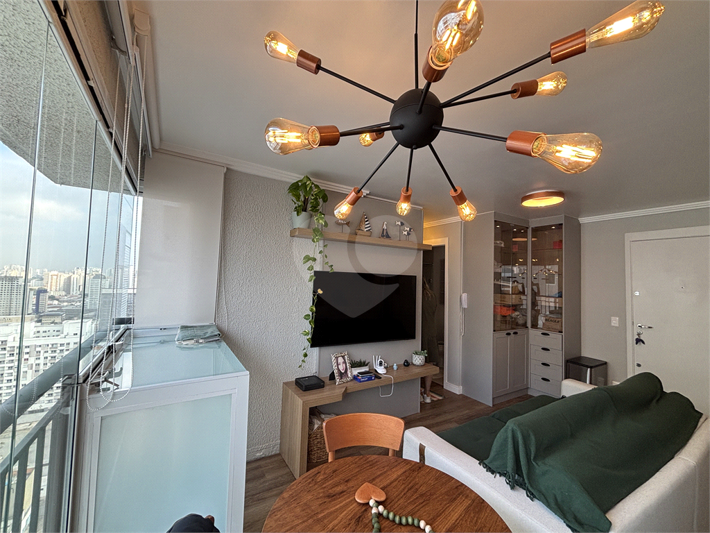 Apartamento na Barra Funda com 2 dormitórios 