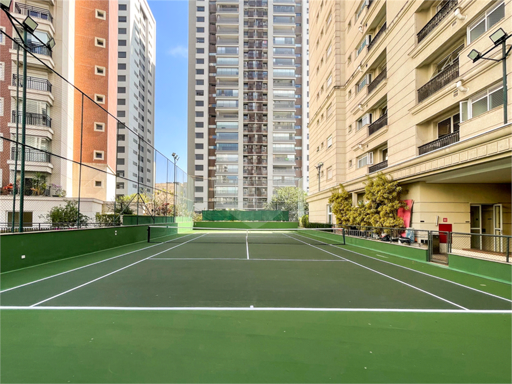 Imóvel de 190m² sala ampla de 3 ambientes integrada com varanda gourmet 3 suítes 4 vagas Perdizes