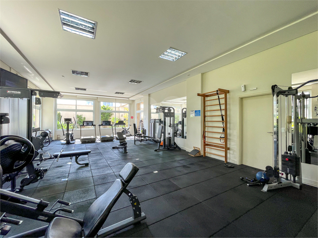Imóvel de 190m² sala ampla de 3 ambientes integrada com varanda gourmet 3 suítes 4 vagas Perdizes