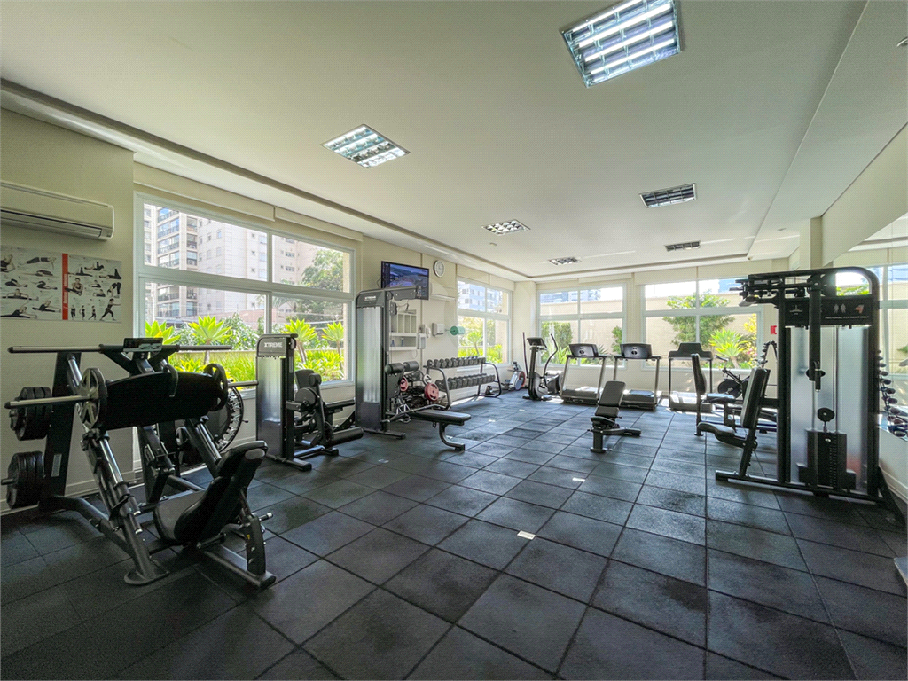 Imóvel de 190m² sala ampla de 3 ambientes integrada com varanda gourmet 3 suítes 4 vagas Perdizes