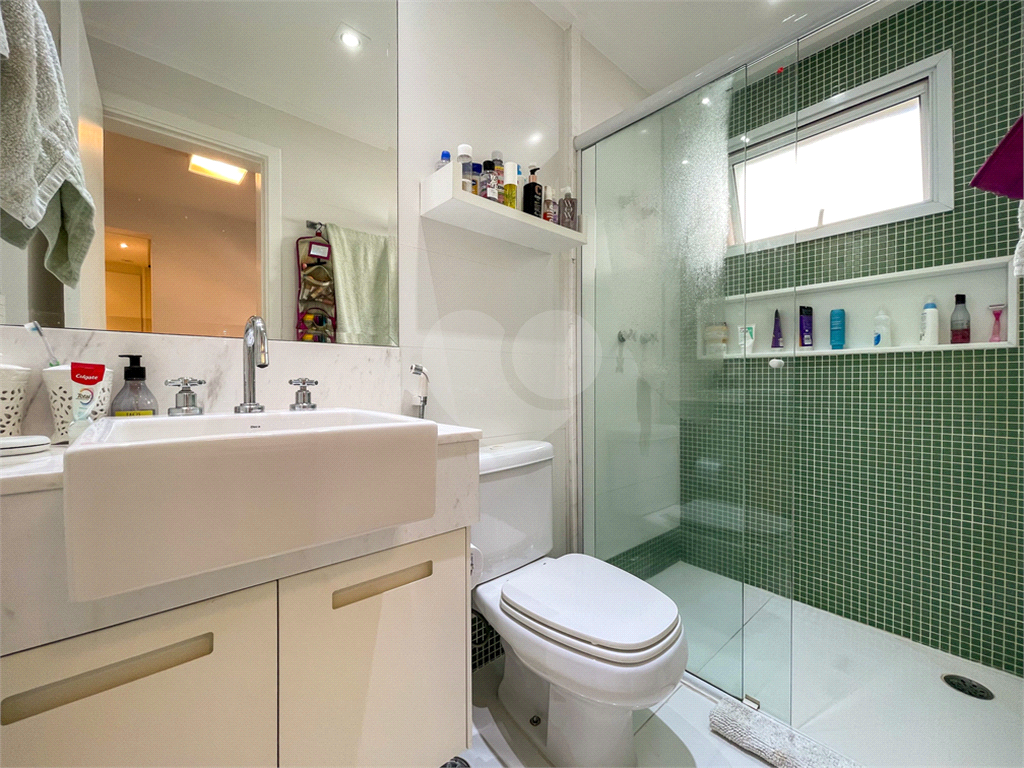 Imóvel de 190m² sala ampla de 3 ambientes integrada com varanda gourmet 3 suítes 4 vagas Perdizes