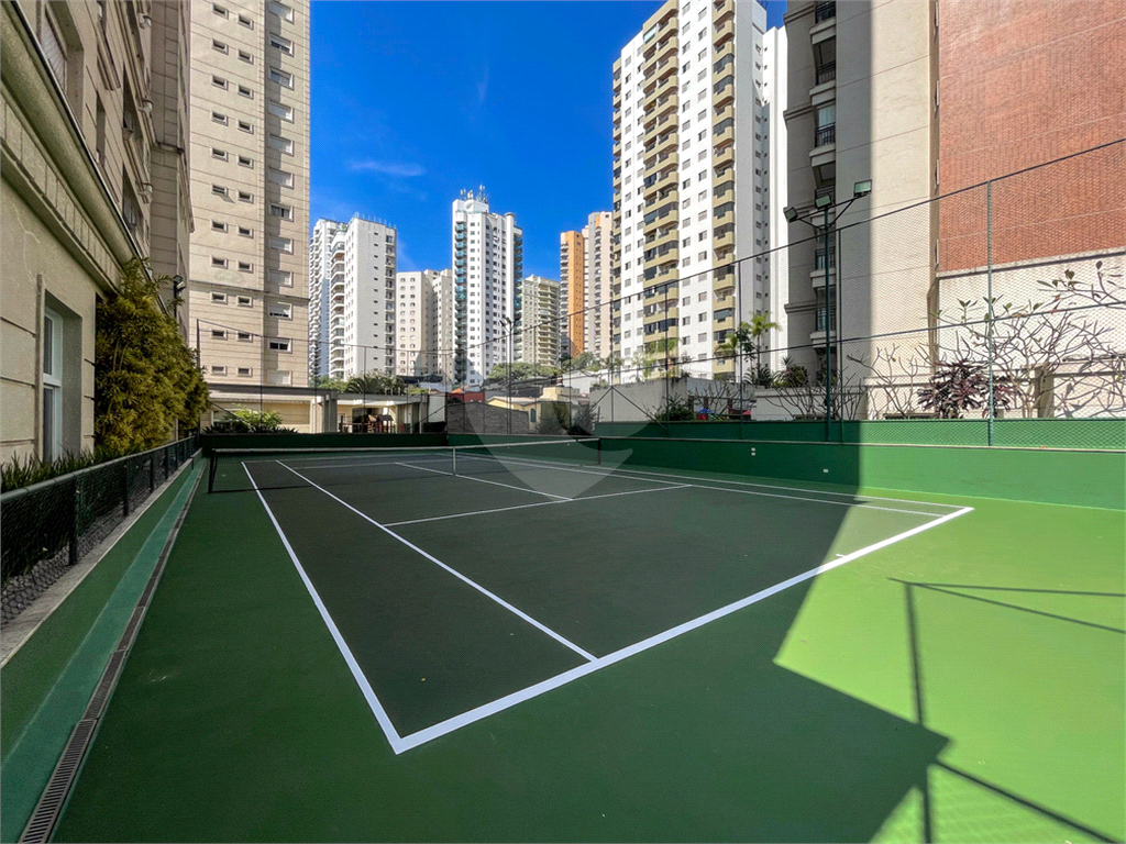 Imóvel de 190m² sala ampla de 3 ambientes integrada com varanda gourmet 3 suítes 4 vagas Perdizes