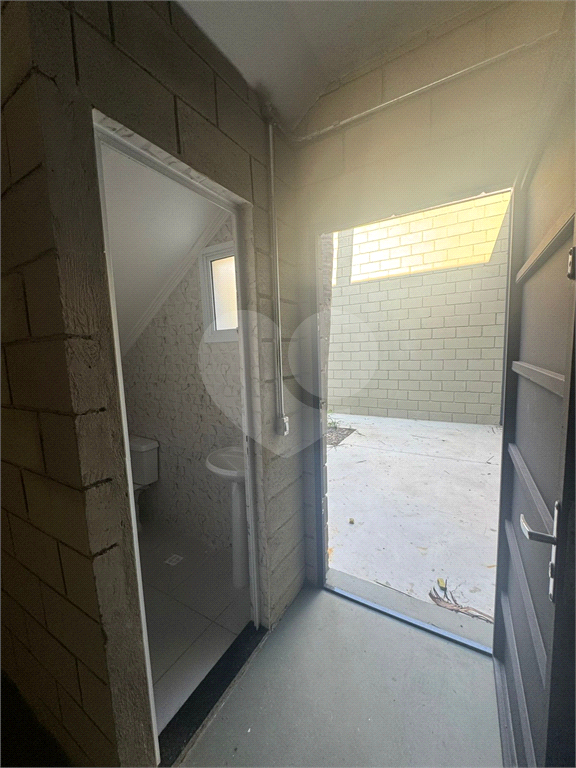 Galpão NOVO para Locação na Zona Norte – 250m² – Próximo à Fernão Dias