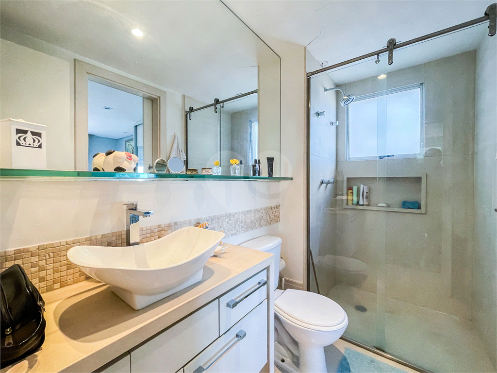Apartamento - Vila Sônia - 3 Quartos / 2 Suítes - 2 Vagas - Venda / Compra - Raposo Tavares