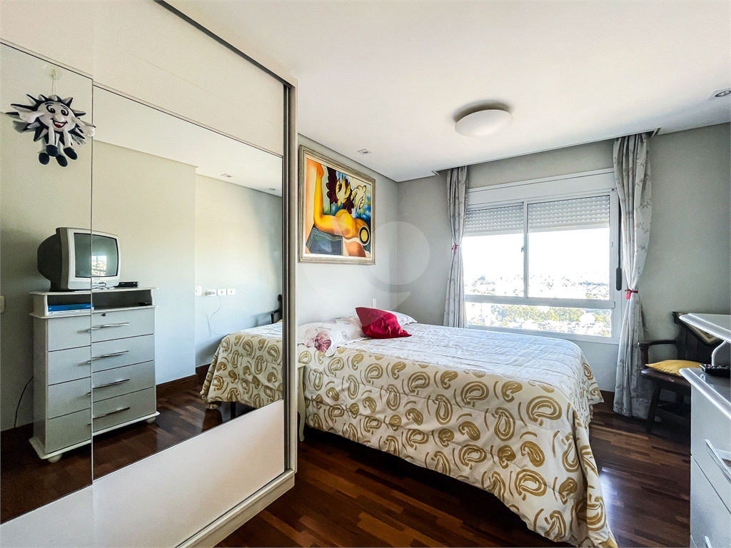 Apartamento - Vila Sônia - 3 Quartos / 2 Suítes - 2 Vagas - Venda / Compra - Raposo Tavares