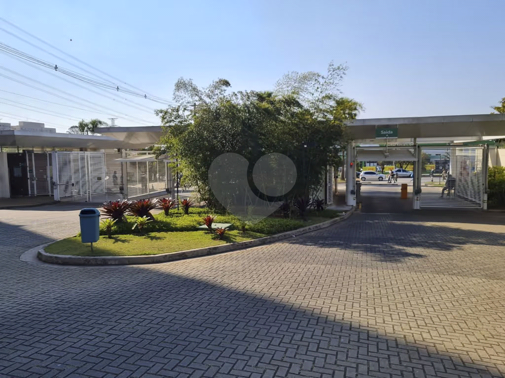 Apartamento - Vila Sônia - 3 Quartos / 2 Suítes - 2 Vagas - Venda / Compra - Raposo Tavares