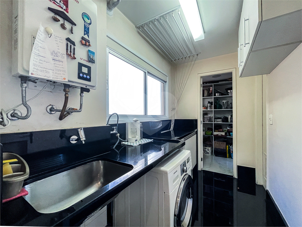 Apartamento - Vila Sônia - 3 Quartos / 2 Suítes - 2 Vagas - Venda / Compra - Raposo Tavares
