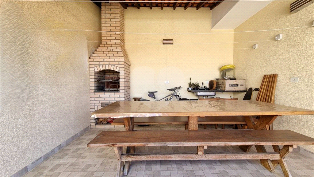 Sobrado à Venda | 166 m² | 3 suítes | 3 vagas no Tucuruvi!
