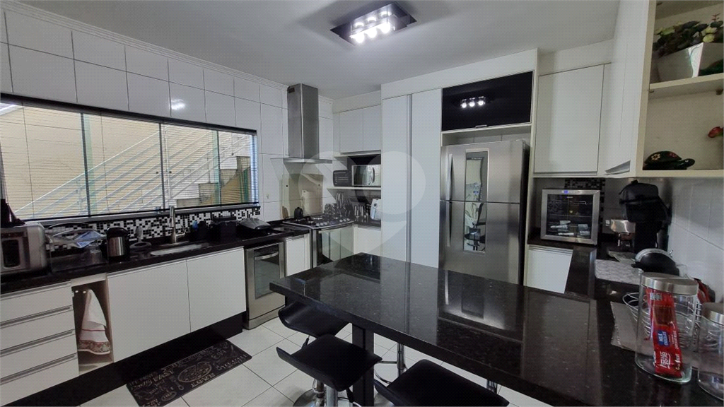 Sobrado à Venda | 166 m² | 3 suítes | 3 vagas no Tucuruvi!
