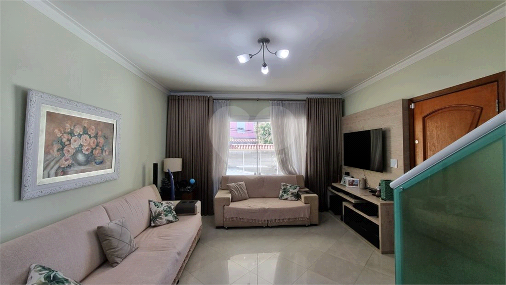Sobrado à Venda | 166 m² | 3 suítes | 3 vagas no Tucuruvi!
