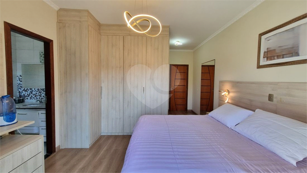 Sobrado à Venda | 166 m² | 3 suítes | 3 vagas no Tucuruvi!
