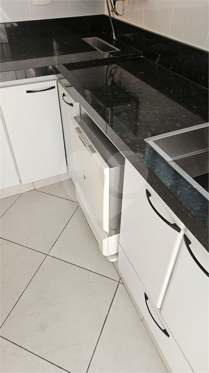 Apartamento à venda com 4 quartos, 81m² - Foto 17
