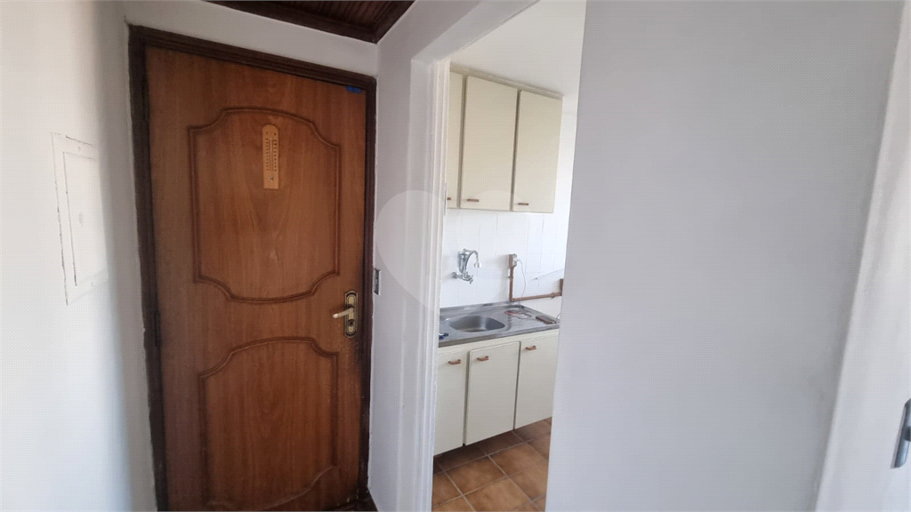 APARTAMENTO em PENHA