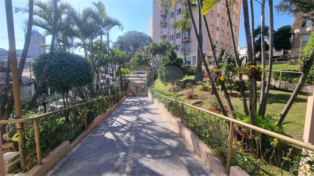 APARTAMENTO em PENHA