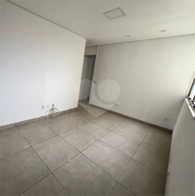 Apartamento a Venda 50m2 com 2 dormitórios e Vaga 