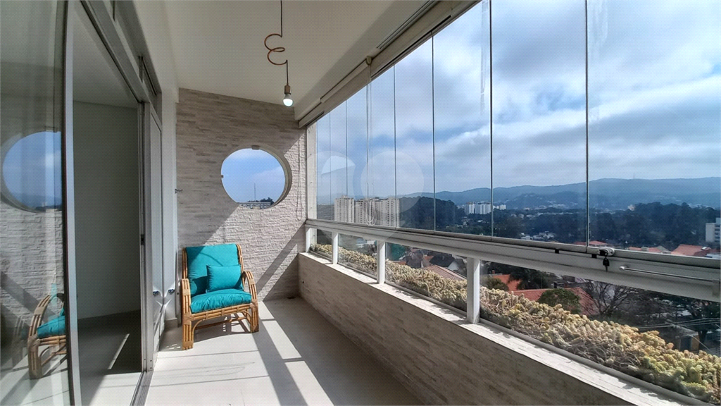 APARTAMENTO em TREMEMBÉ