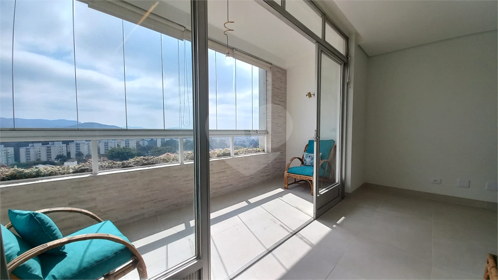 APARTAMENTO em TREMEMBÉ